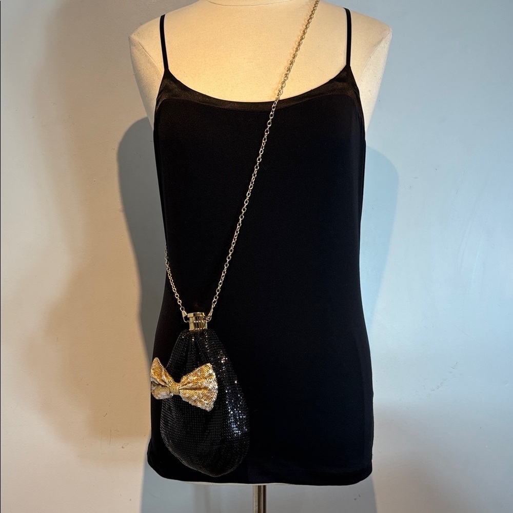 Black chainmail Metal Mesh Purse with goldtone Accordion Closure bow detail - Picture 9 of 11